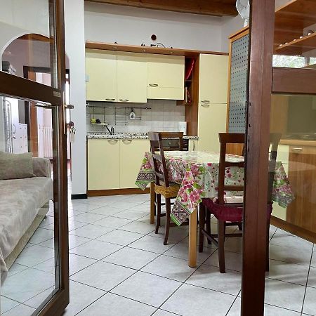 Appartement Garda Felice à Desenzano del Garda Extérieur photo