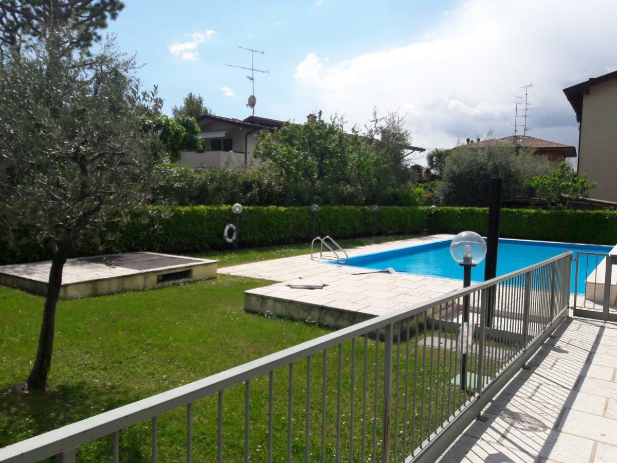 Appartement Garda Felice à Desenzano del Garda Extérieur photo