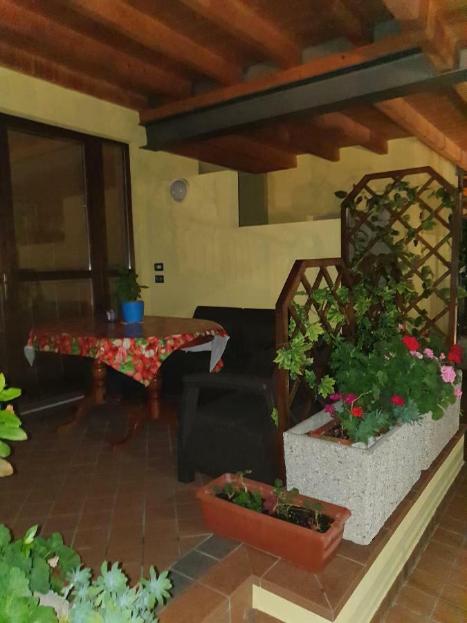 Appartement Garda Felice à Desenzano del Garda Extérieur photo