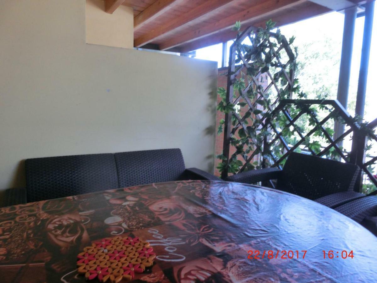 Appartement Garda Felice à Desenzano del Garda Extérieur photo